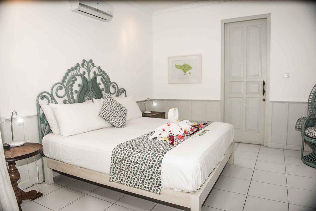 Hideaways Seminyak Villa Buitenkant foto